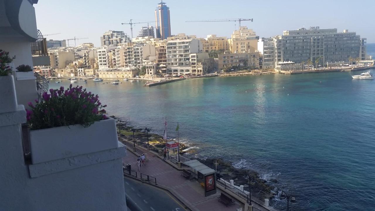 St Julians' Sea Front, Spectacular View, Apartment Сент Джулианс Экстерьер фото